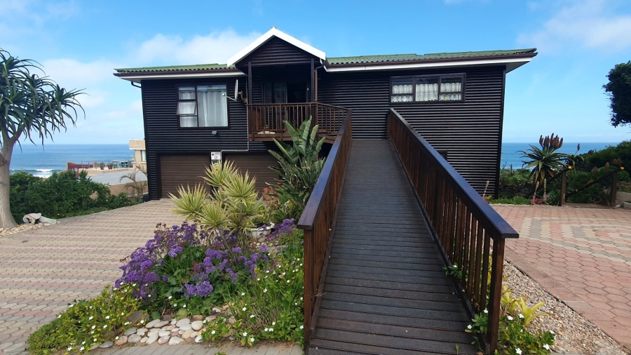 4 Bedroom Property for Sale in Dana Bay Western Cape